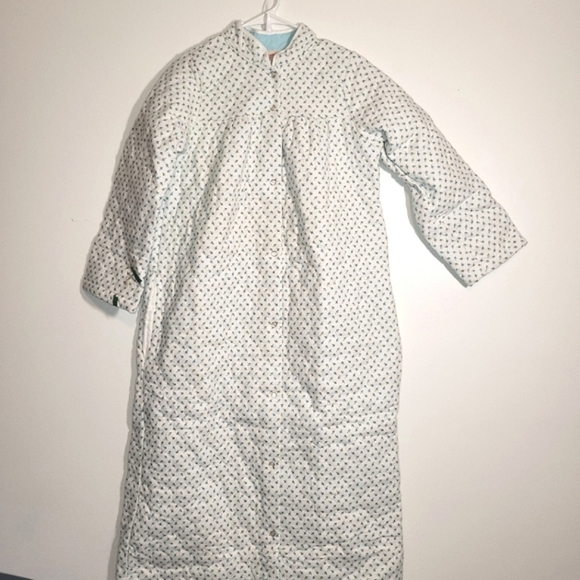 Vermont Country Store Other - New Vermont Country Store Quilted Floral House Coat Medium